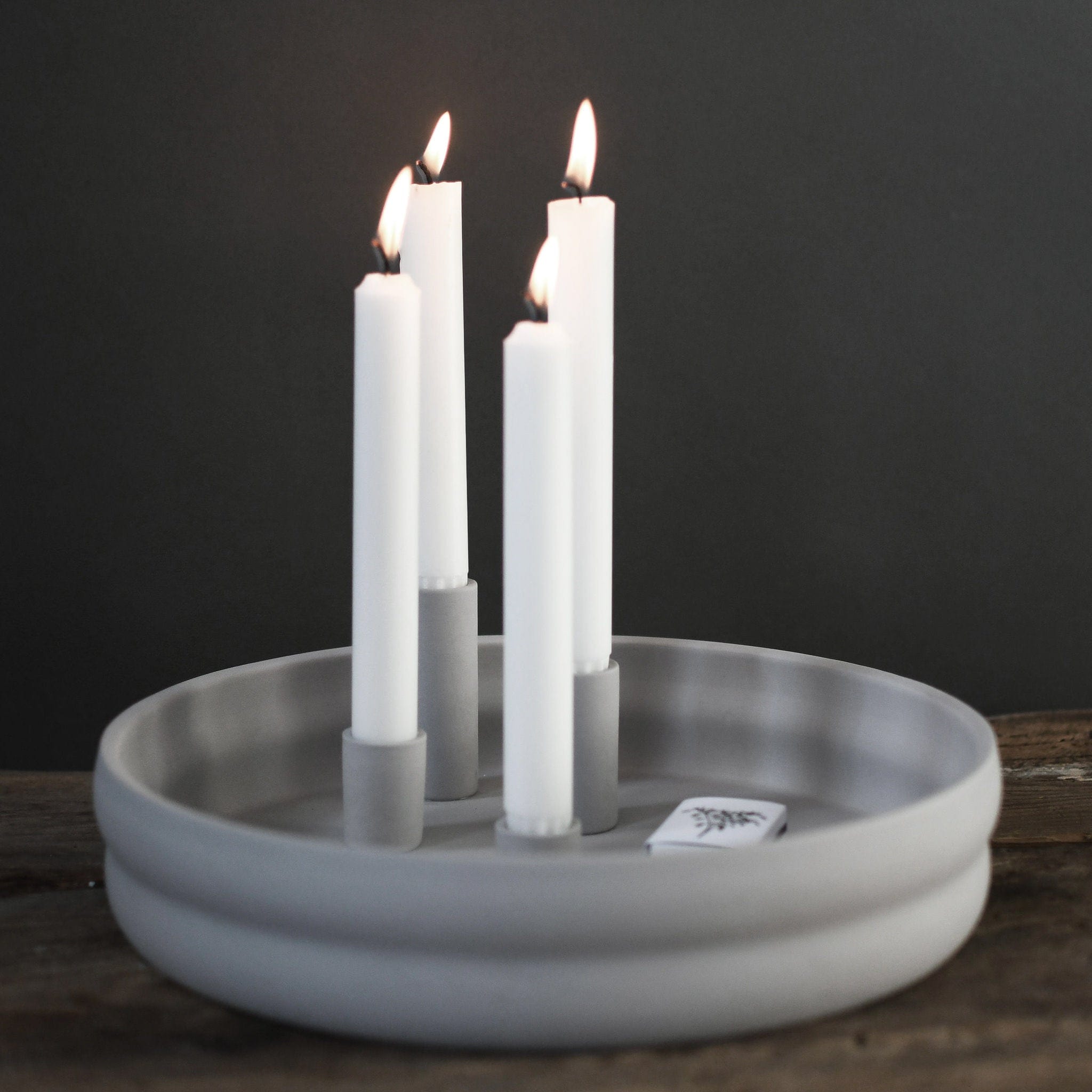 Kerzenhalter Bolmen hellgrau 4 Kerzen Adventskranz Storefactory Skandi