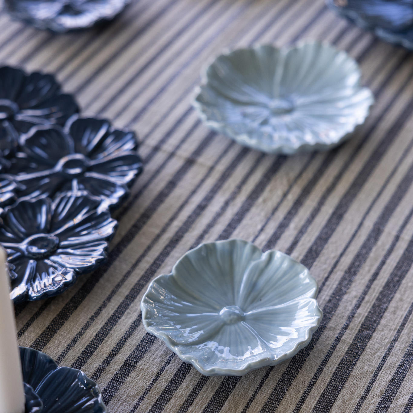 Teller Blomster - hellblau