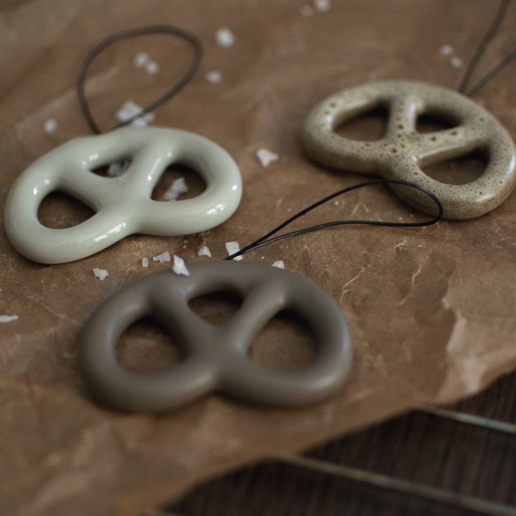 Weihnachtsdeko Anhänger Bretzel - shiny mole
