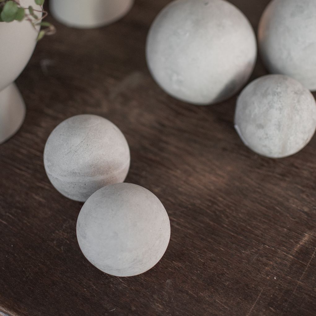 Betonkugel Deko Allium - grau