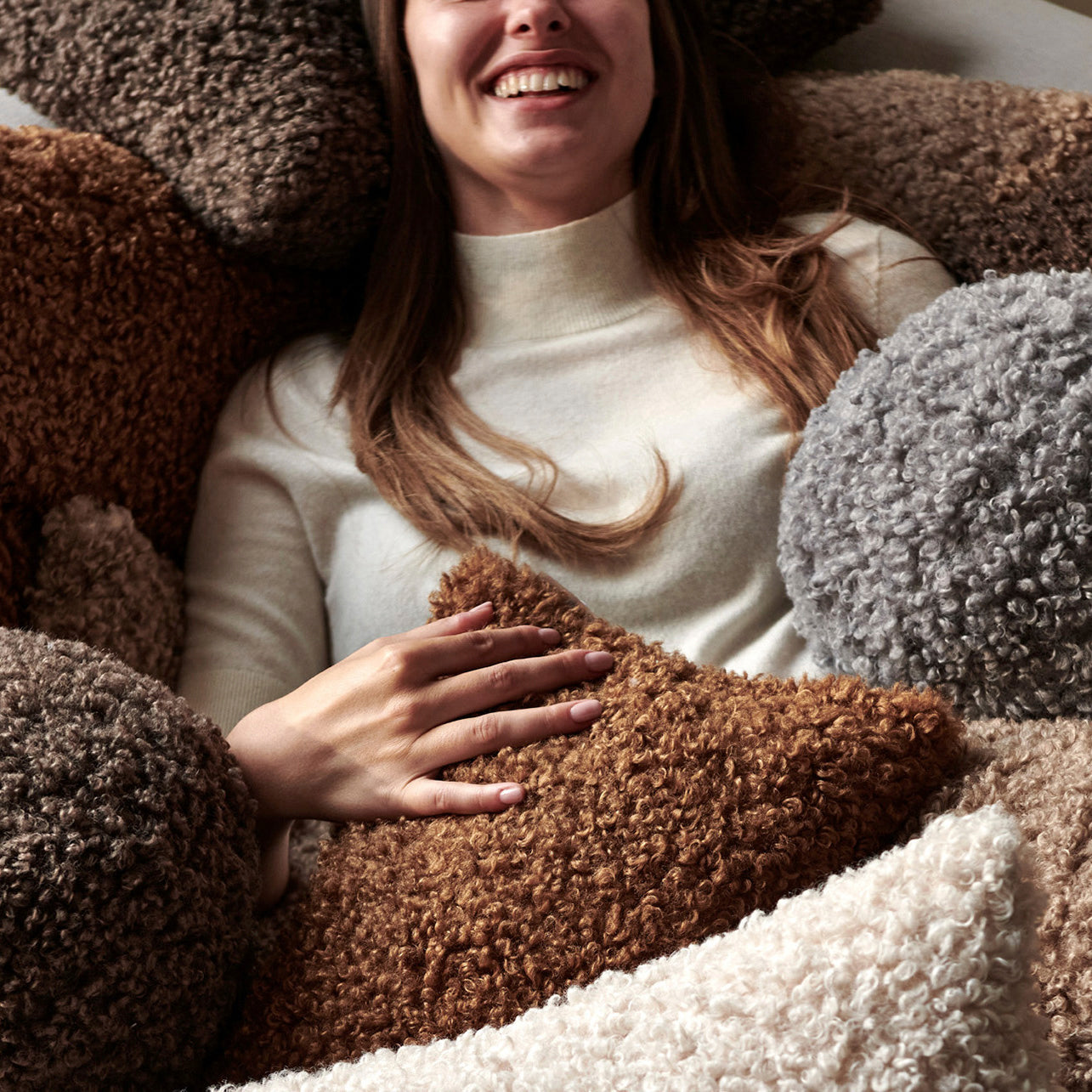 Rundes Kissen Teddy - Espresso