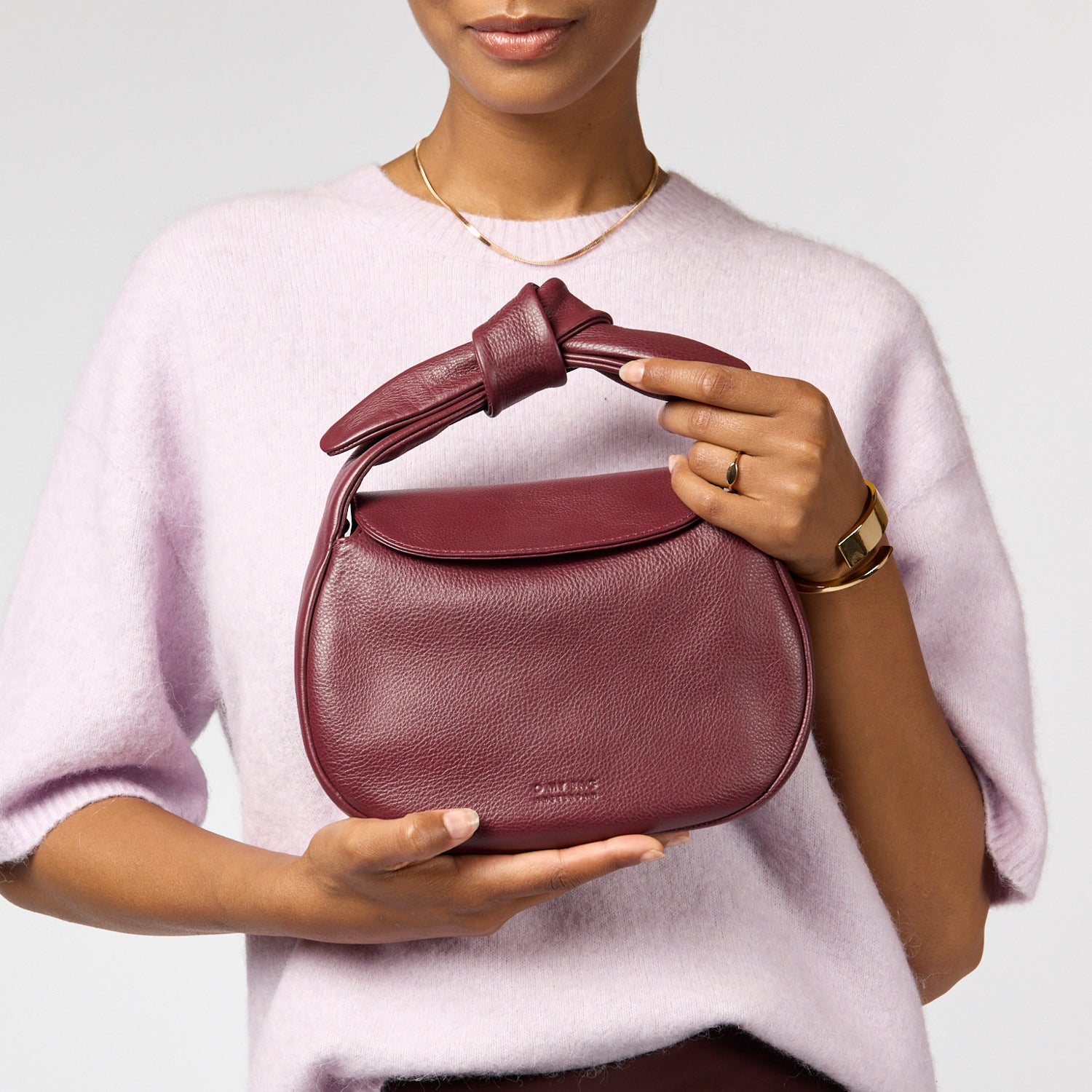 Coco Croissant Tasche - Dark Cherry