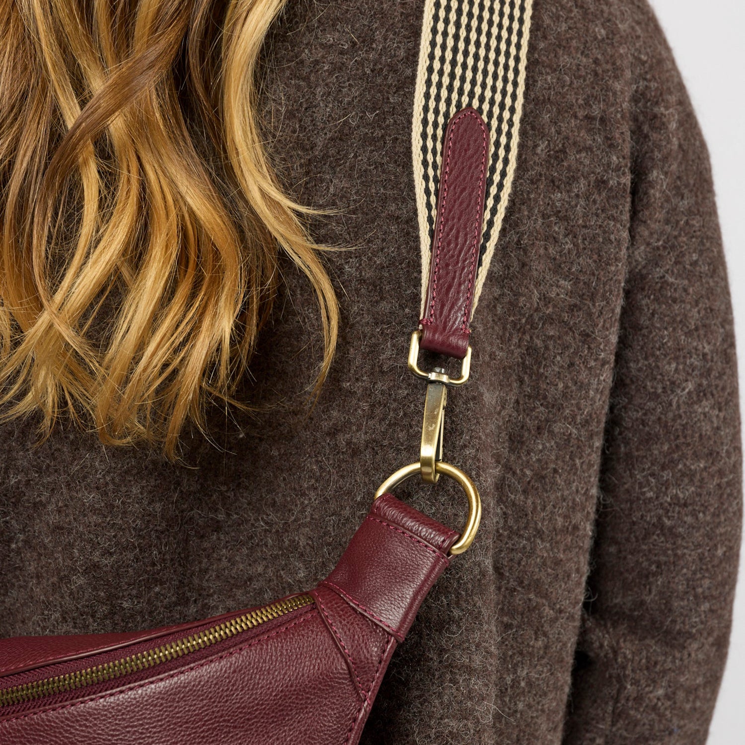 Drew Bauchtasche - Leder Dark Cherry mit 2 Straps