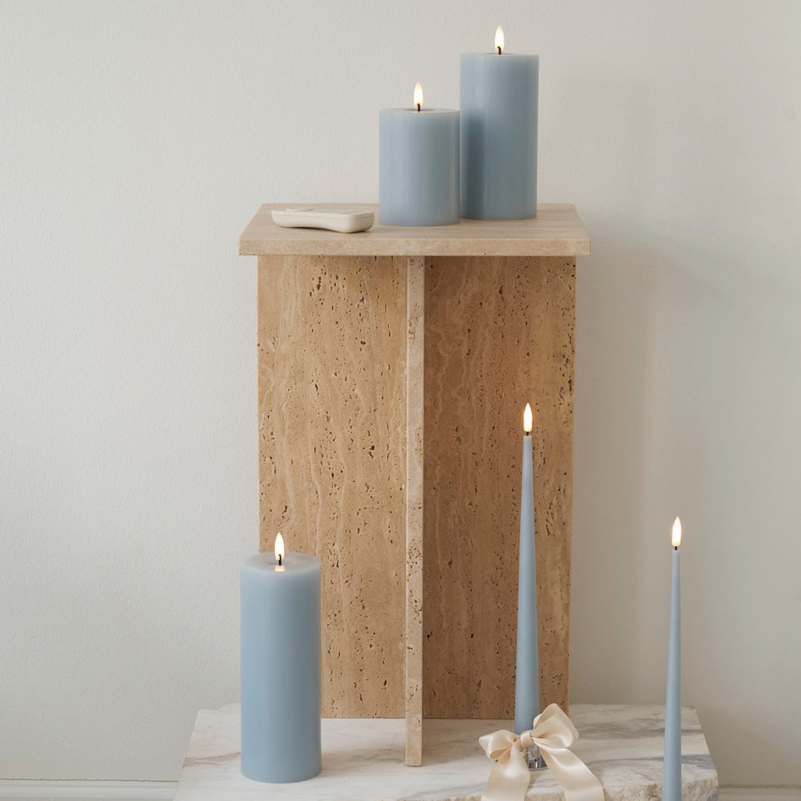 Ester & Erik LED Stumpenkerze - 83 dusty blue