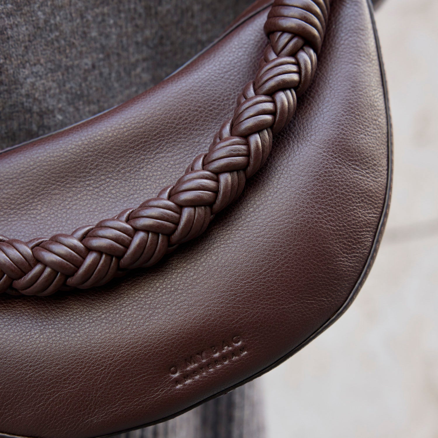 Leo Tasche - Leder Chocolate mit 2 Straps