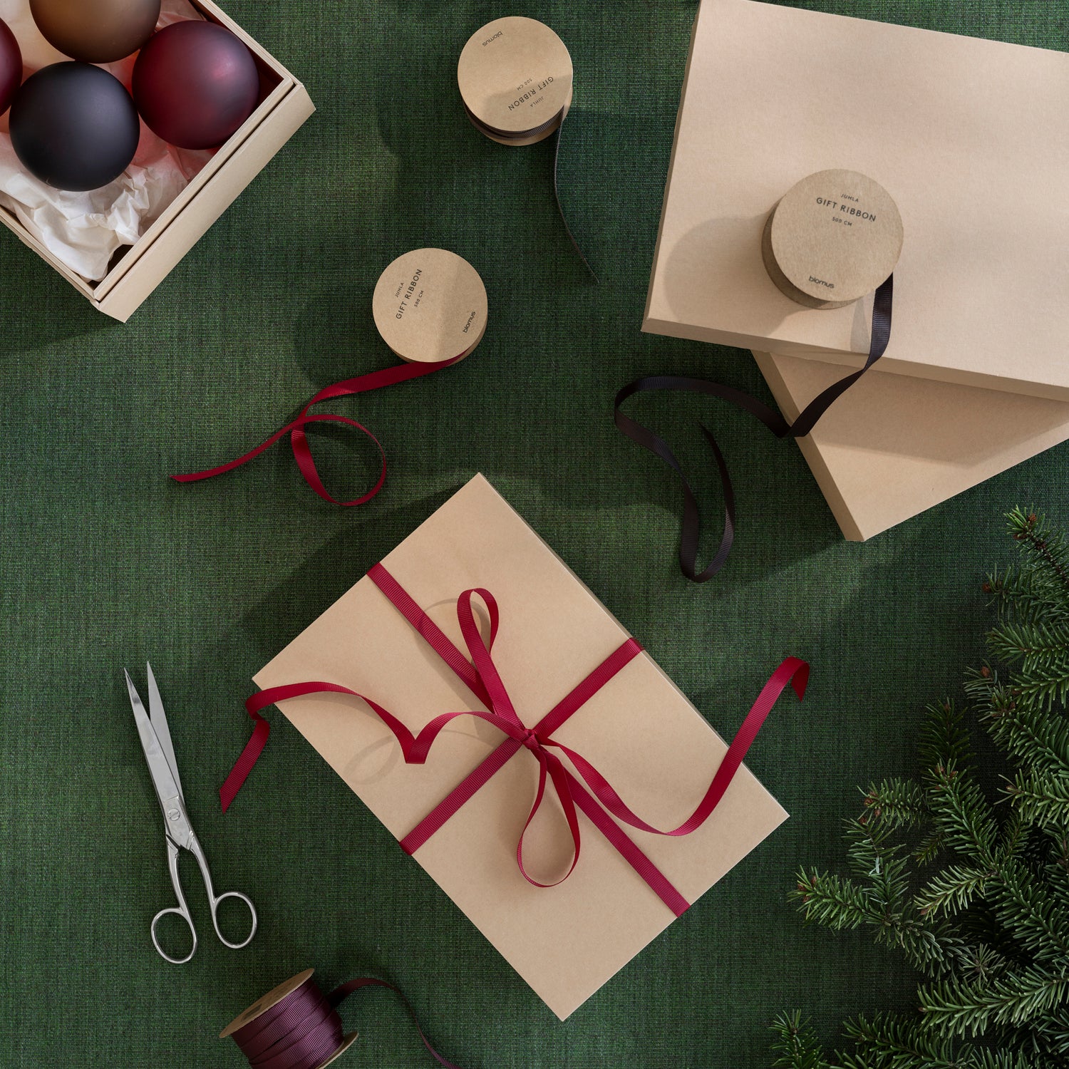 Geschenkband JUHLA - verschiedene Farben