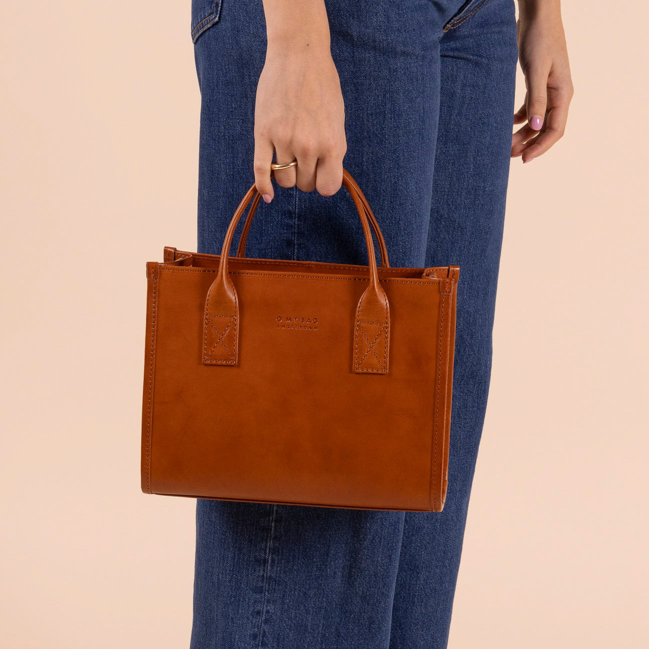 Jackie Midi Tasche - Leder Cognac