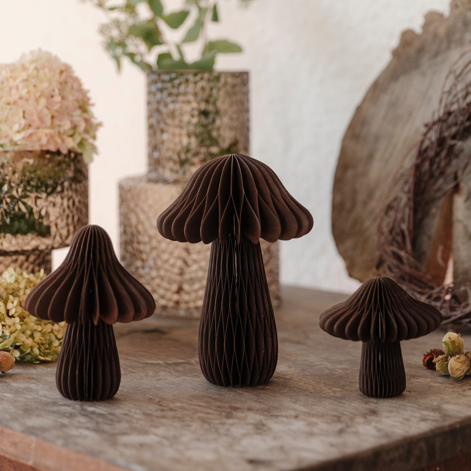 Pilz aus Papier - dunkelbraun