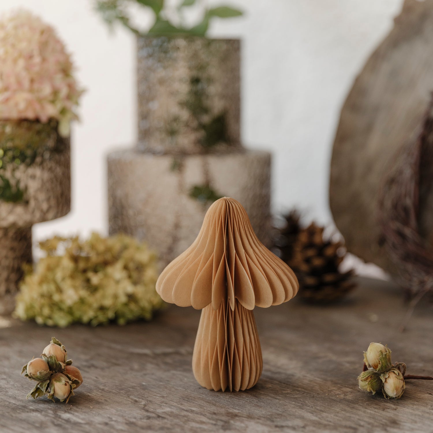 Pilz aus Papier - hellbraun
