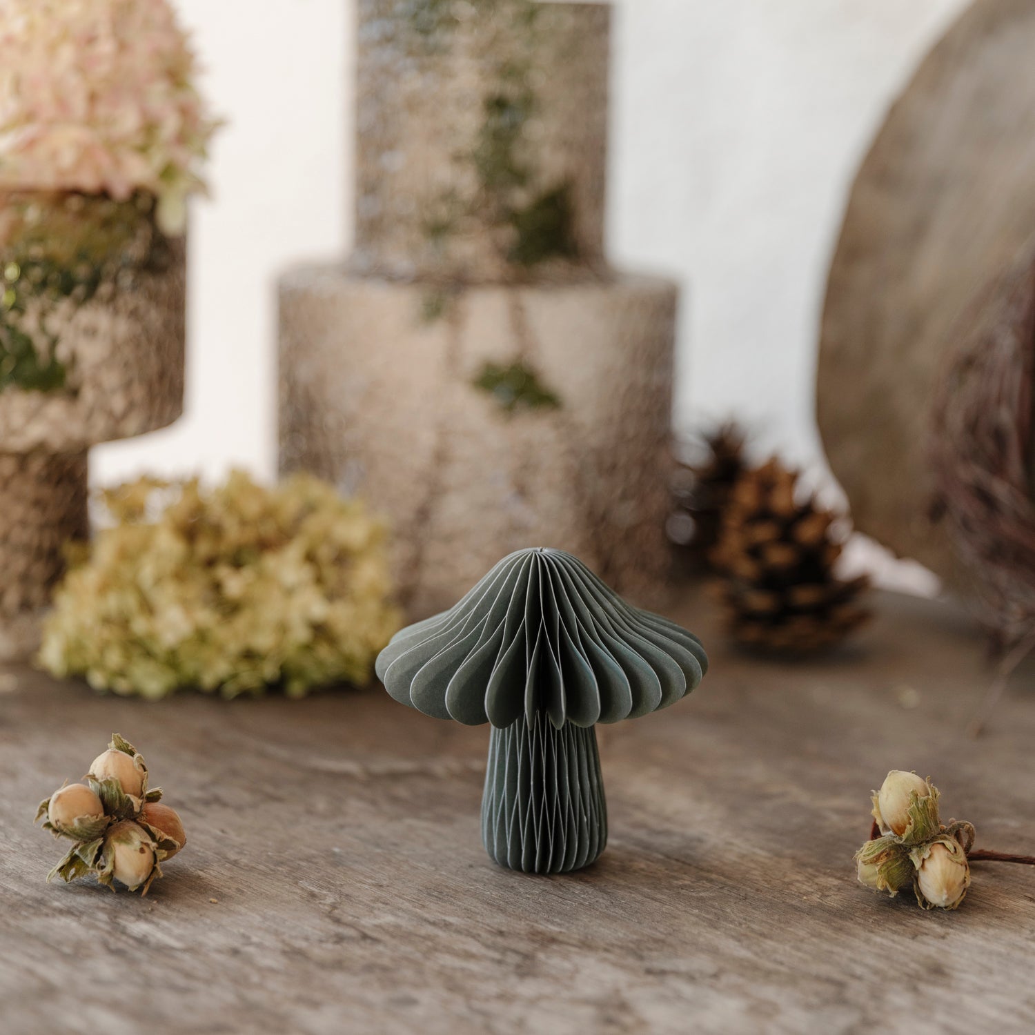 Pilz aus Papier - olive