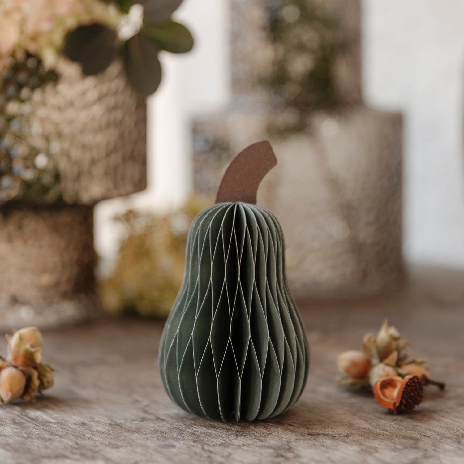 Kürbis hoch aus Papier - olive