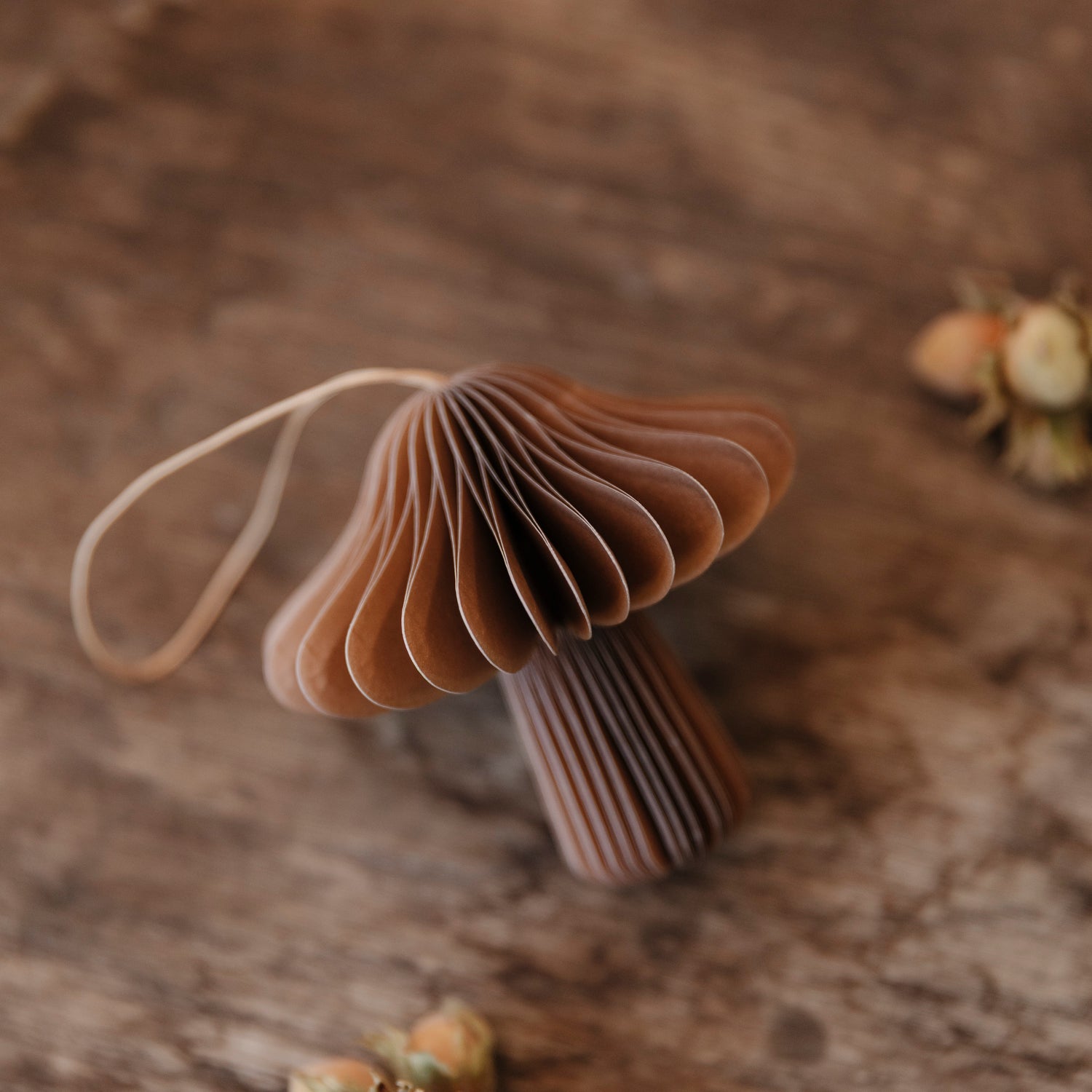 Papieranhänger Pilz - braun