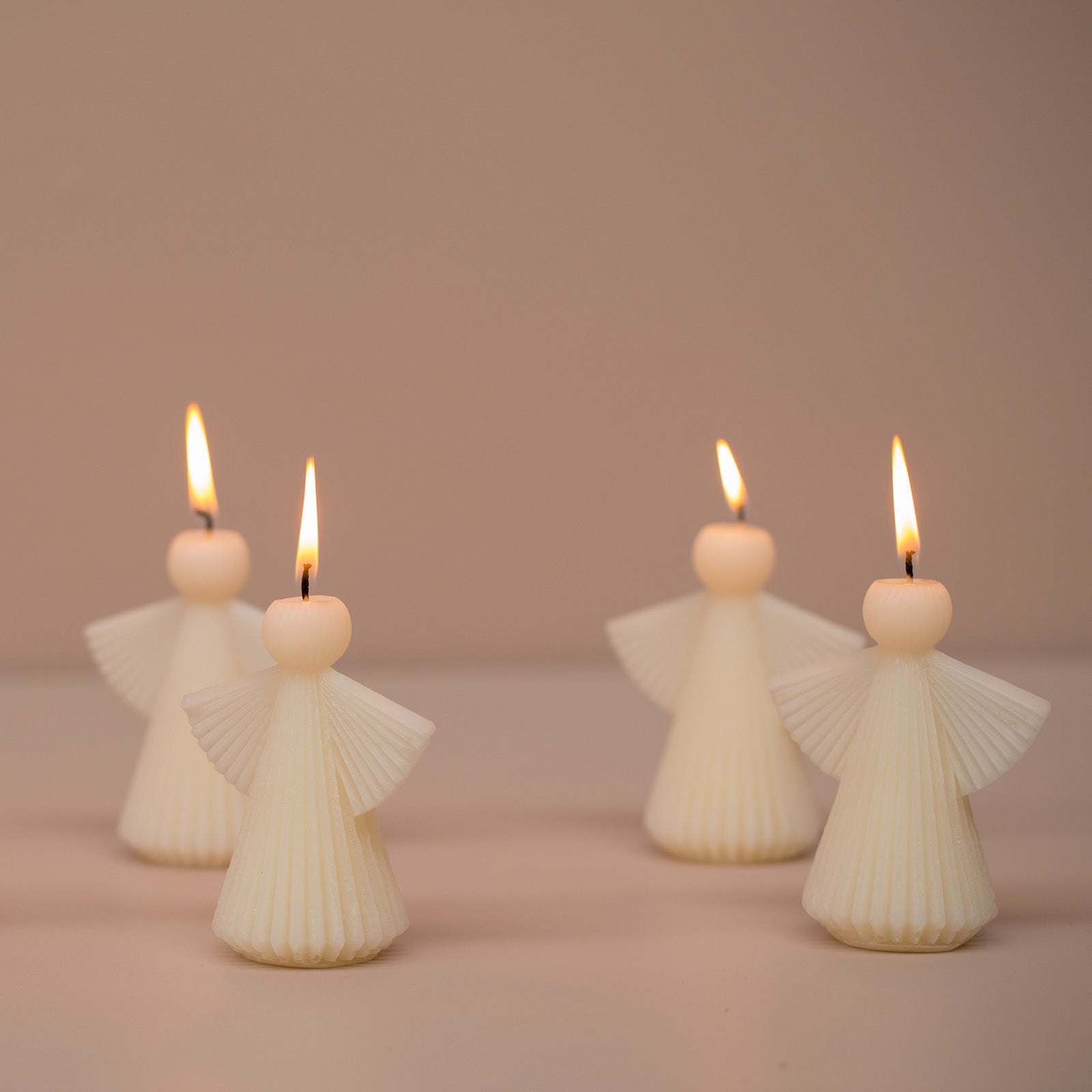 Kerze Engel - cremeweiß