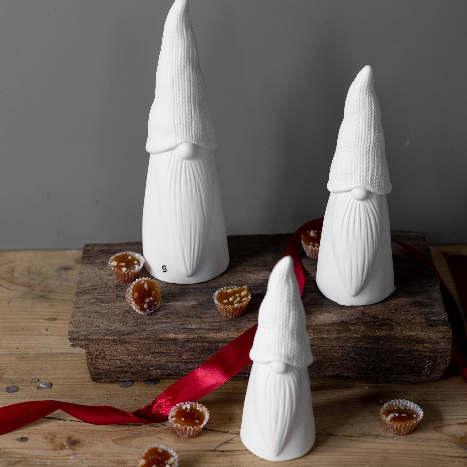 Weihnachtsfigur Kurt - weiß