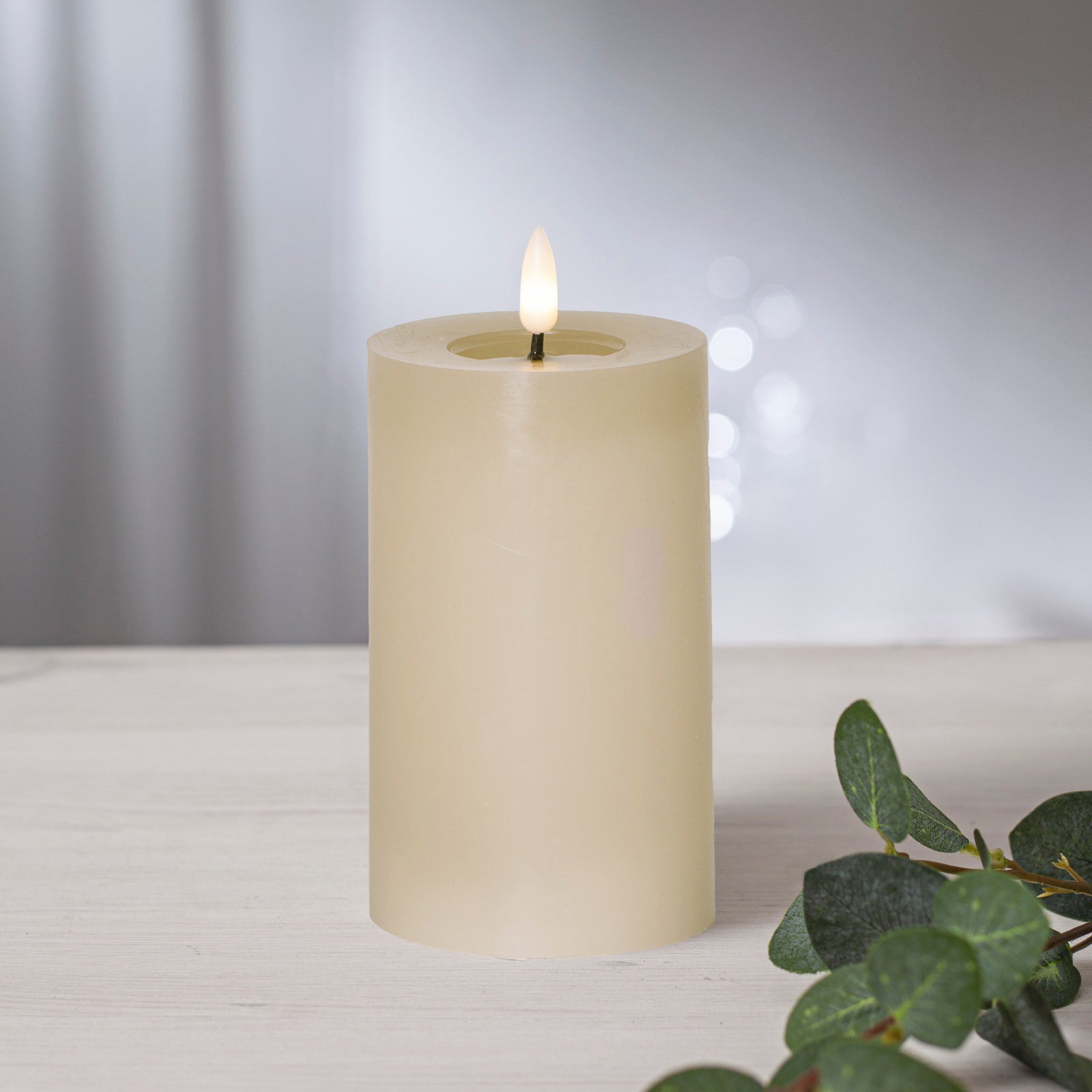 LED Stumpenkerze - beige