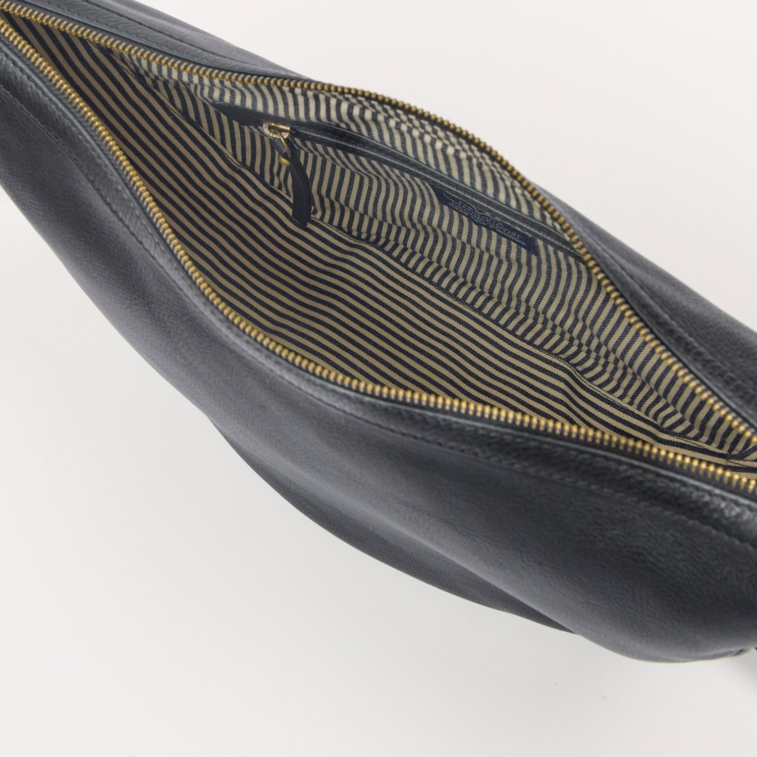 Leo Maxi Tasche - Leder Schwarz