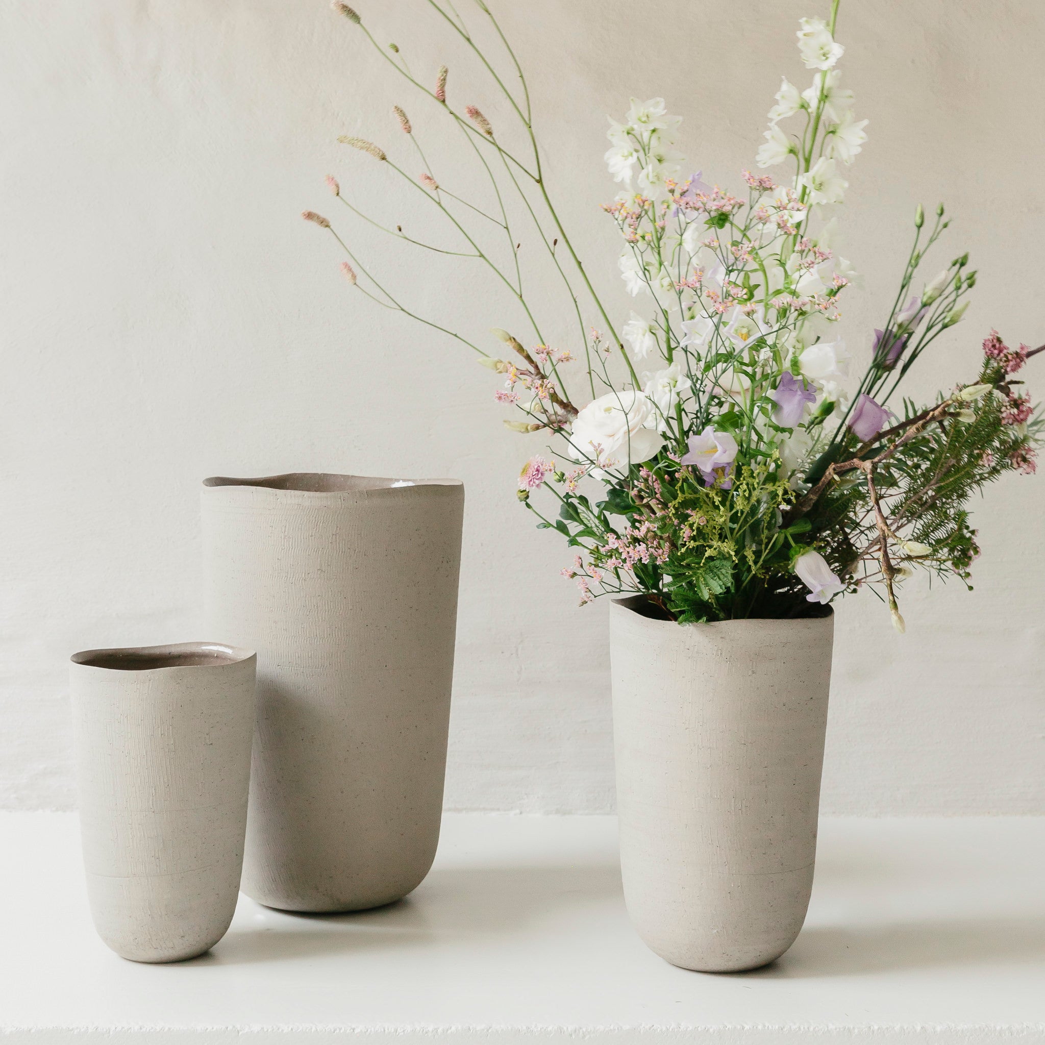 Vase Lily - grau