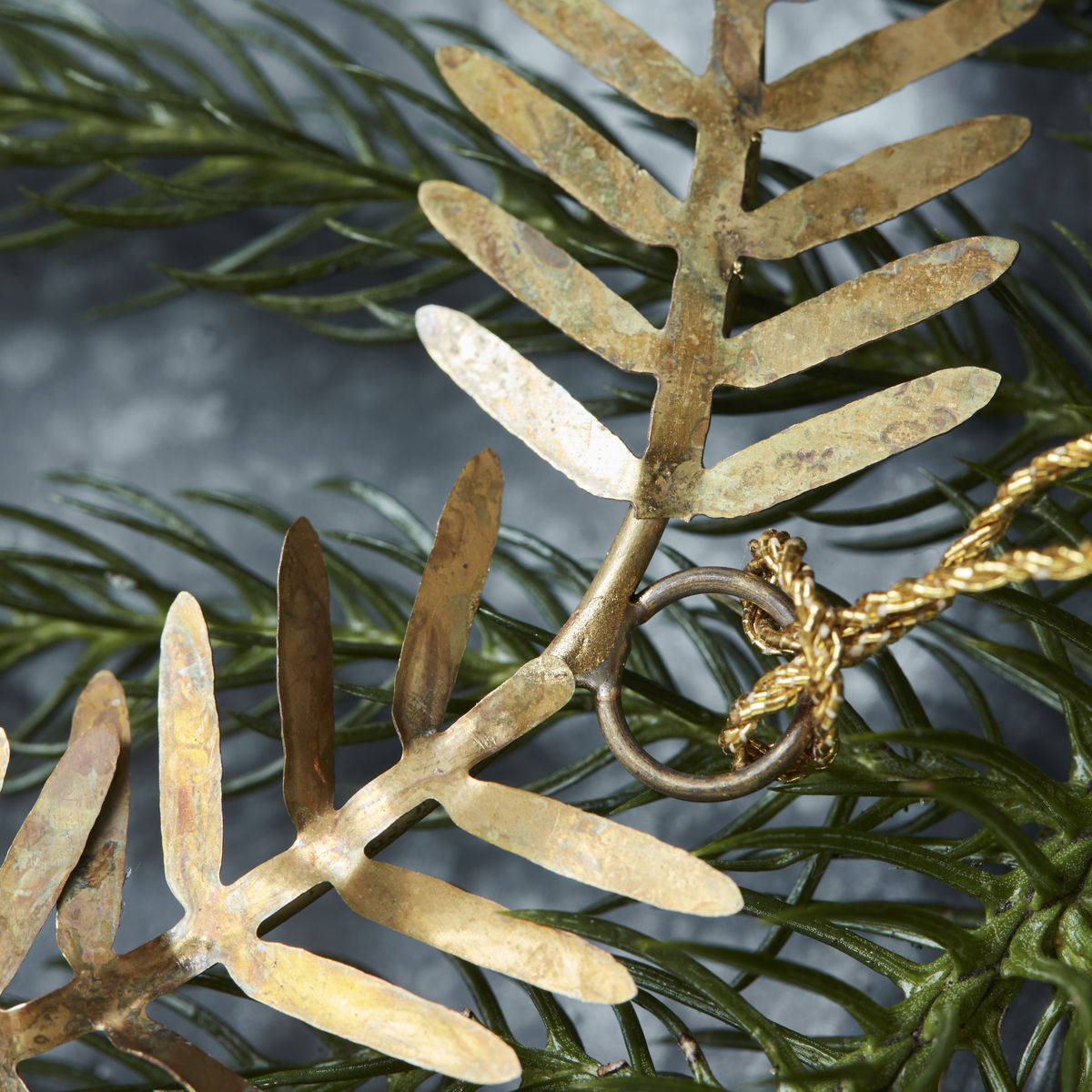 Dekoanhänger Kreis Lamet - gold