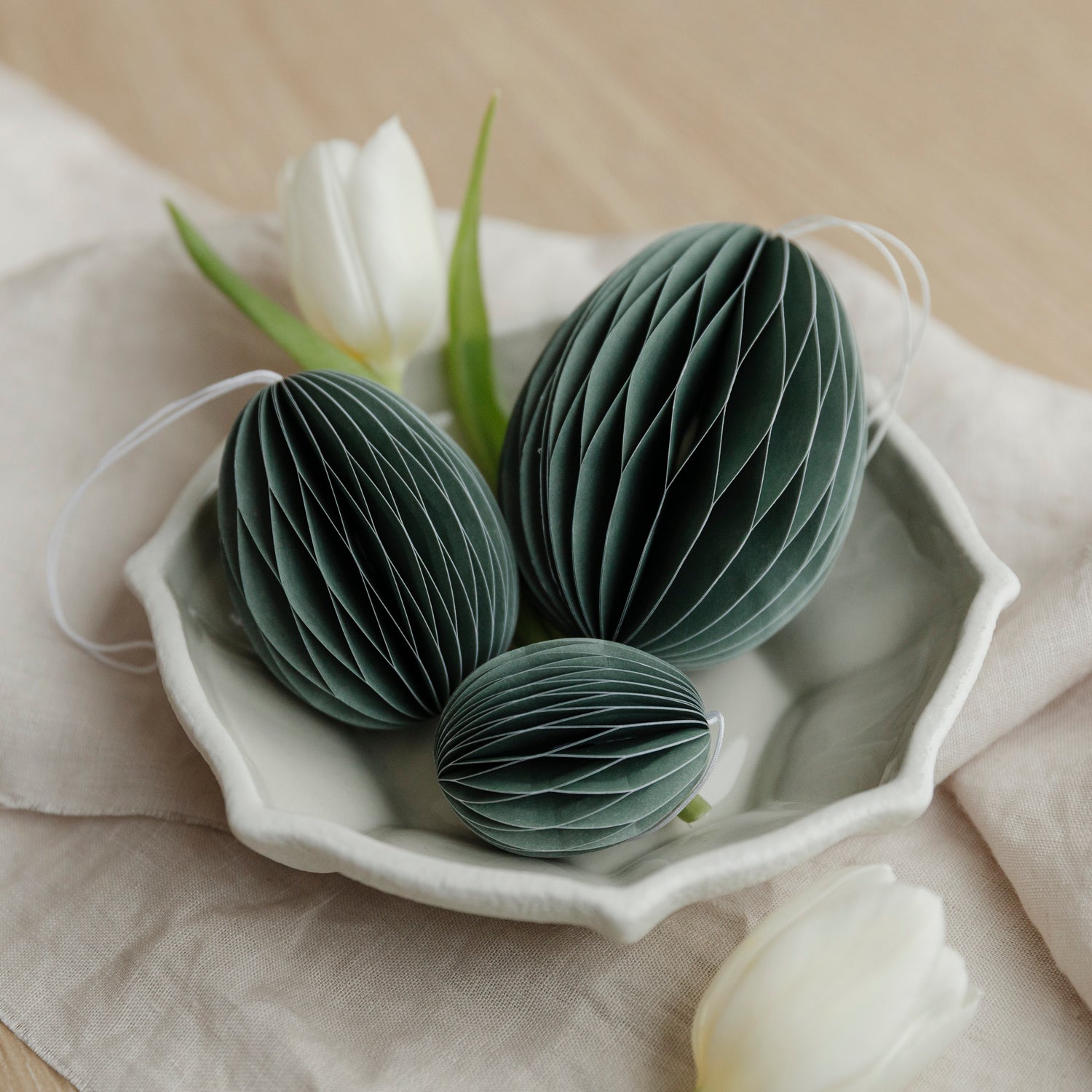 Osterei aus Papier - olive
