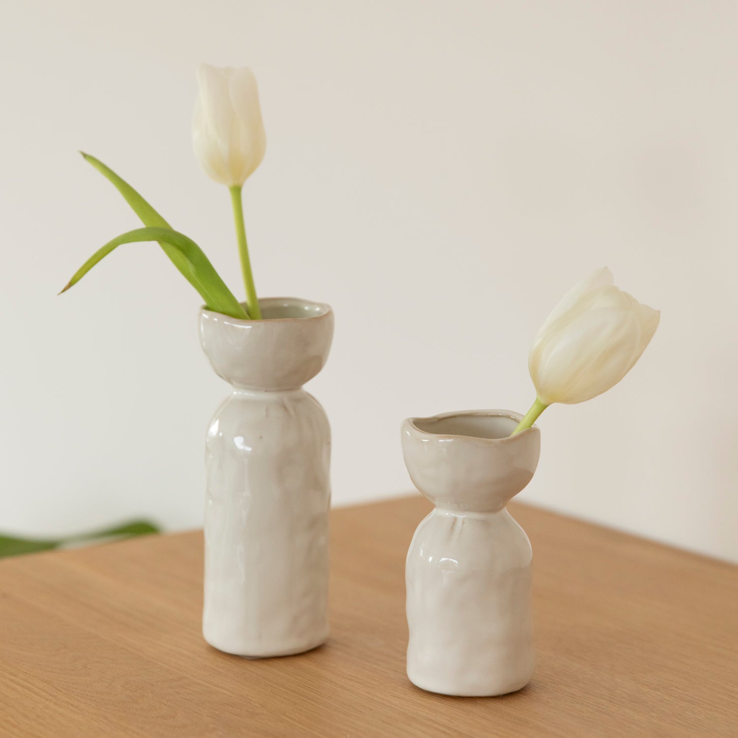Zwiebelvase Bulb - cremeweiß