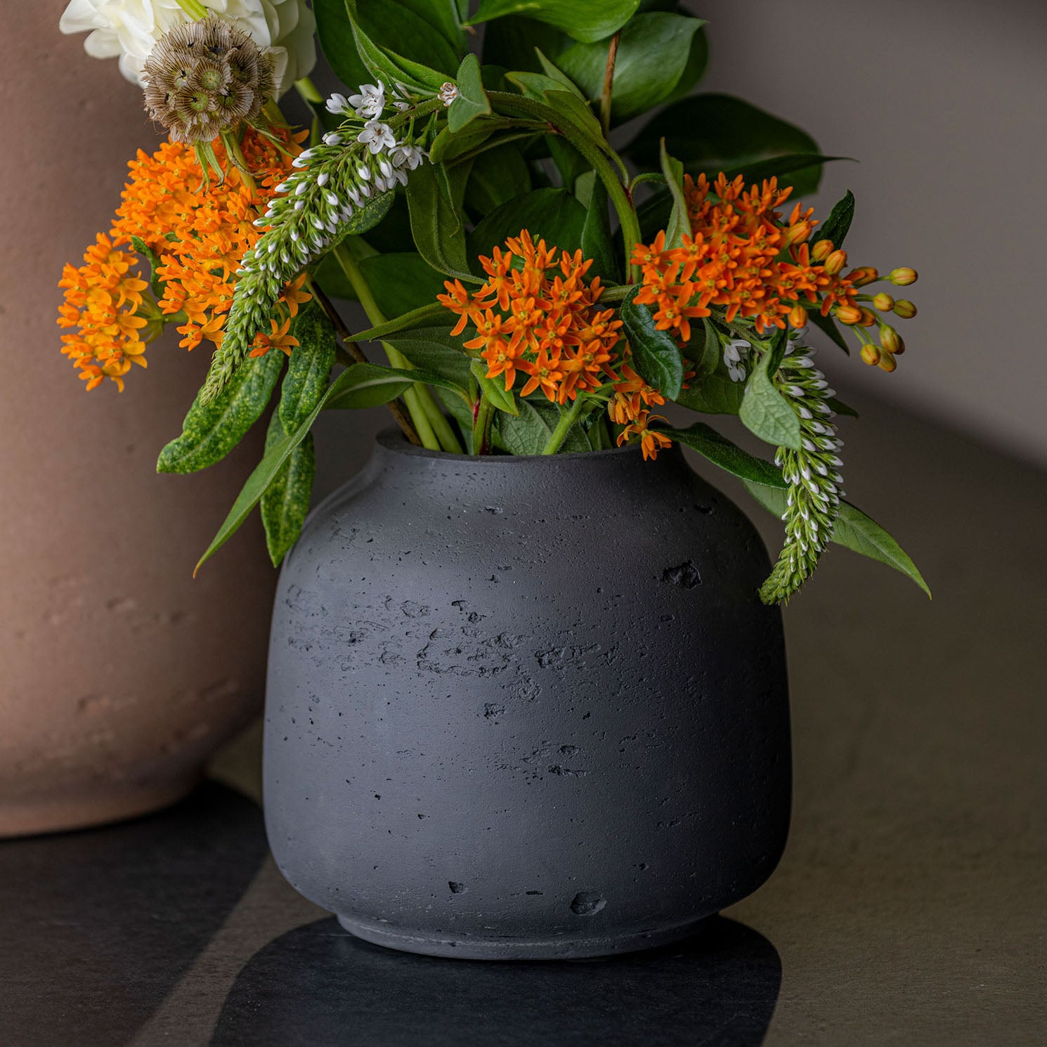 Übertopf / Vase Jabari - black washed