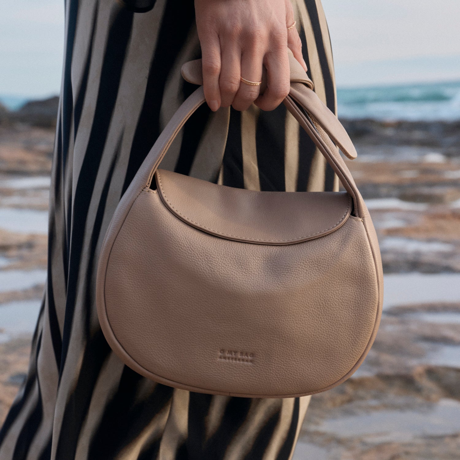 Coco Croissant Tasche - Sand