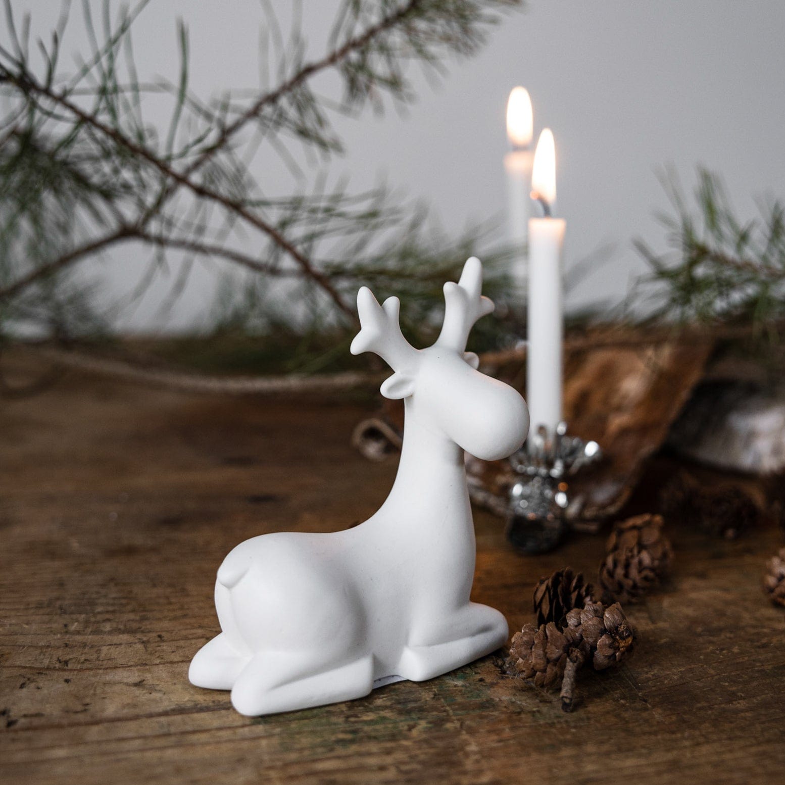 Weihnachtsfigur Rentier Sten sitzend