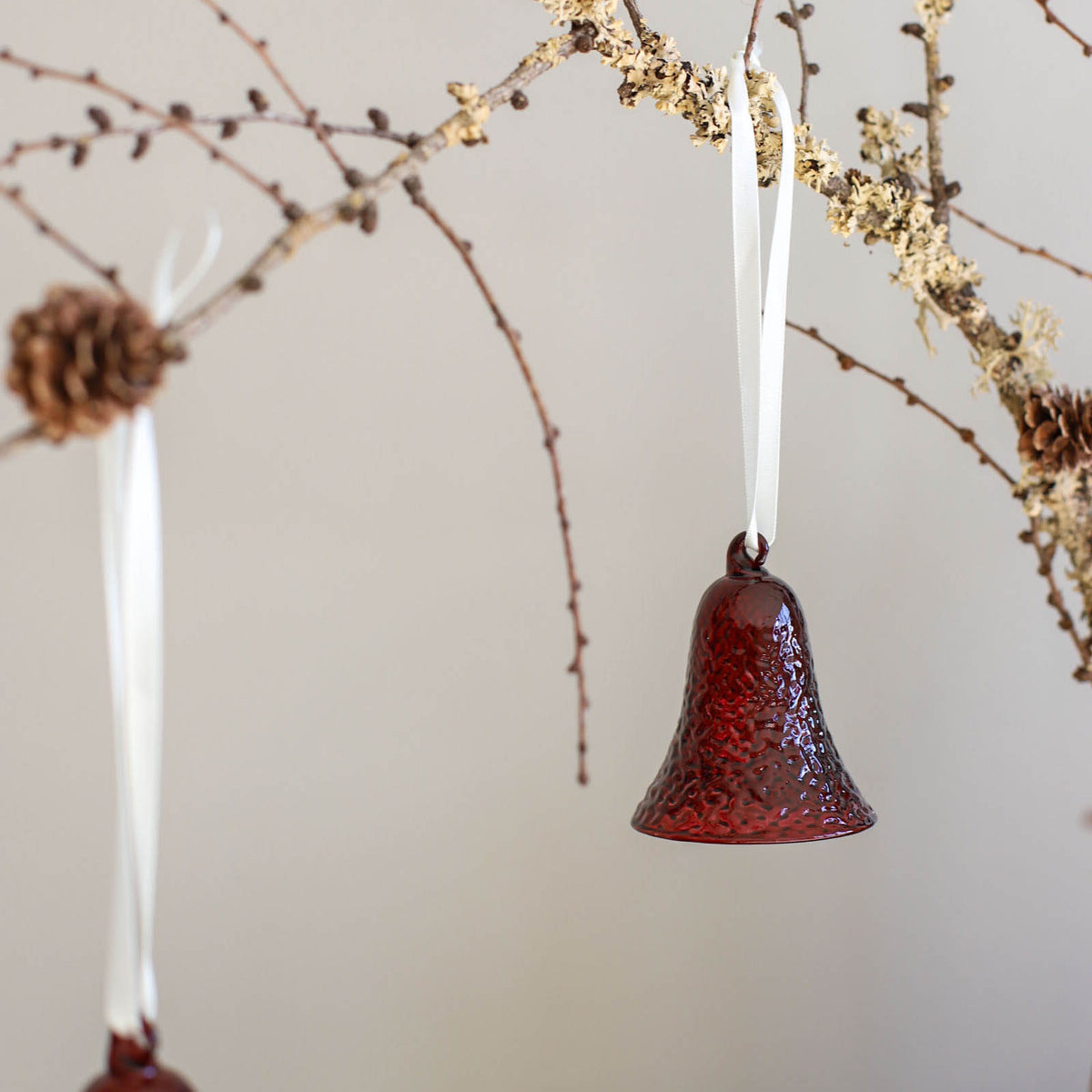 Gry Bell - rot