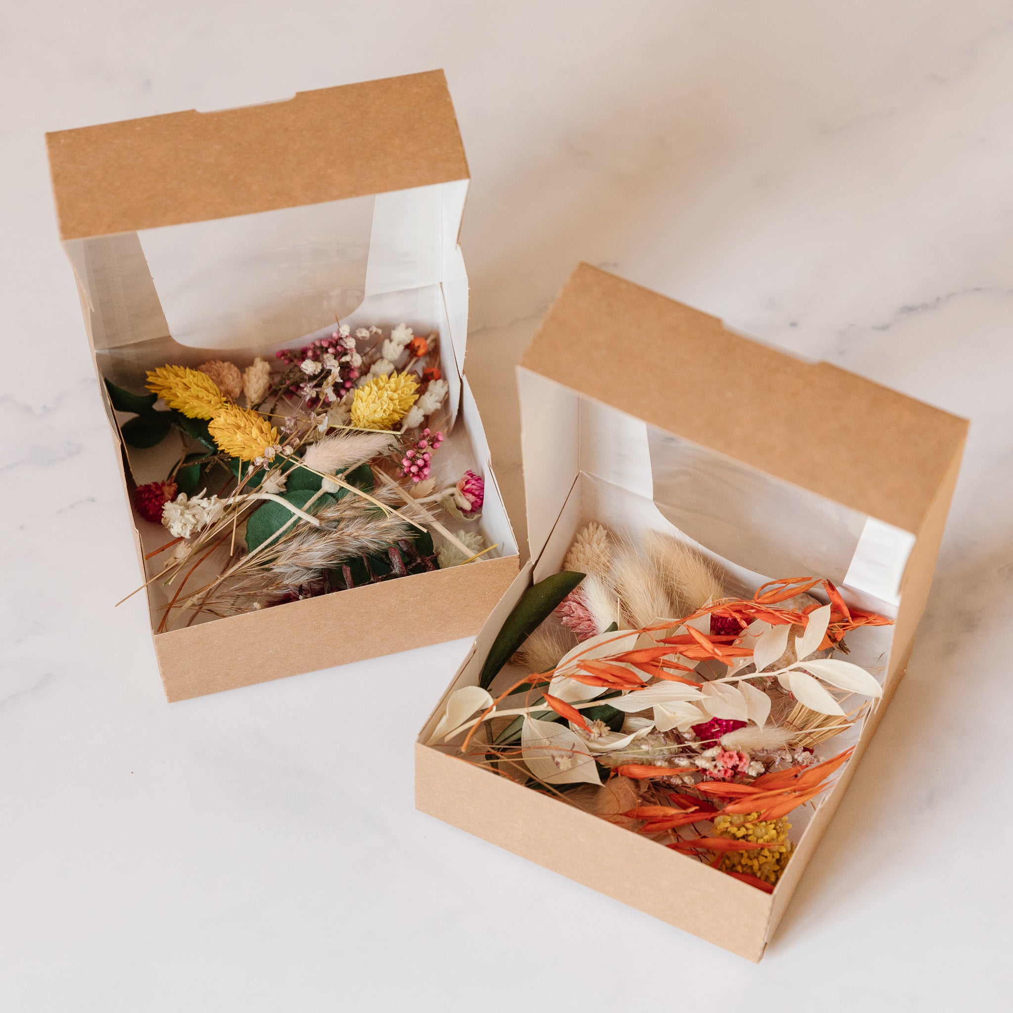 Trockenblumen Mix Box für DIY Projekte wie Karten, Sträußen und mehr