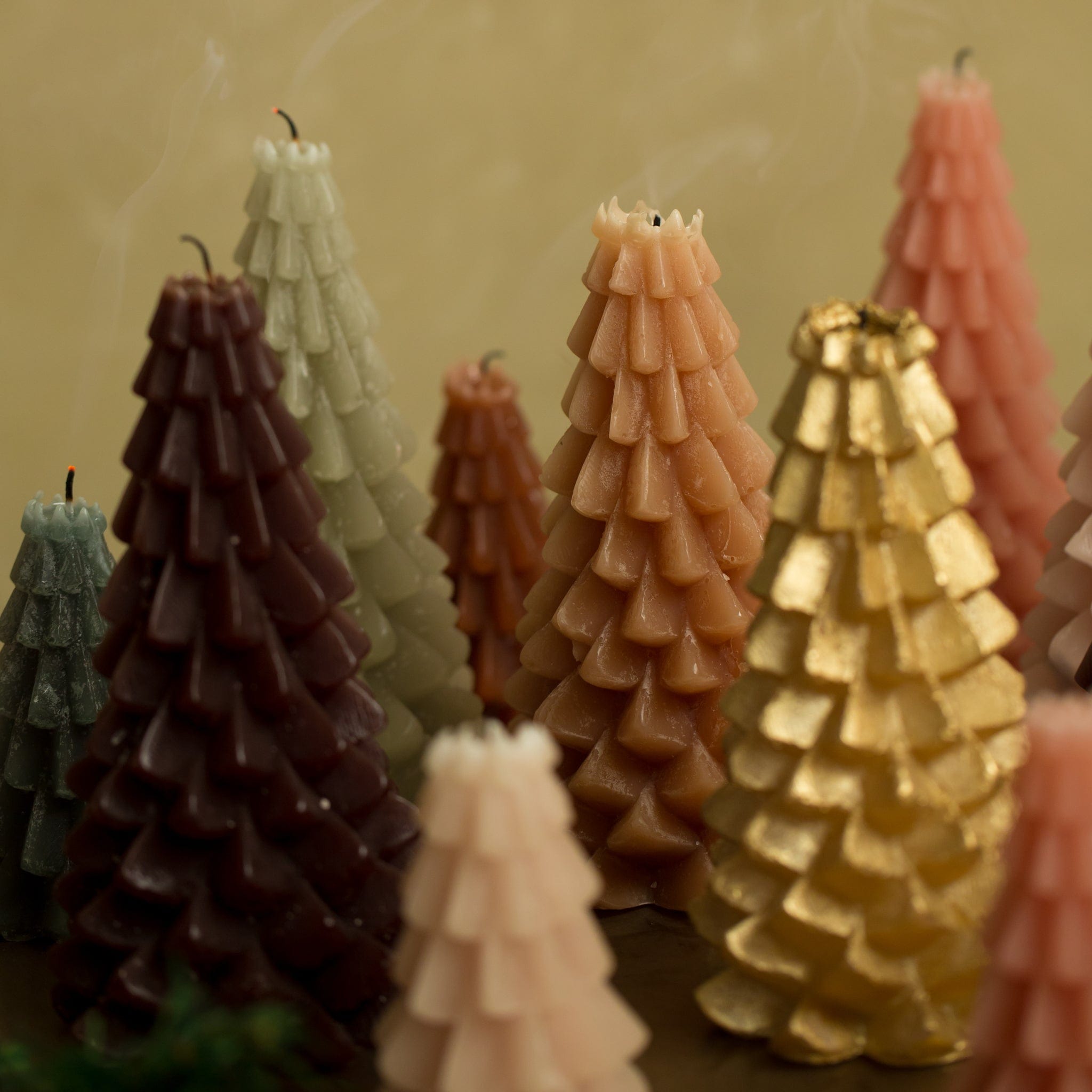 Weihnachtskerze Tannenbaum - gold