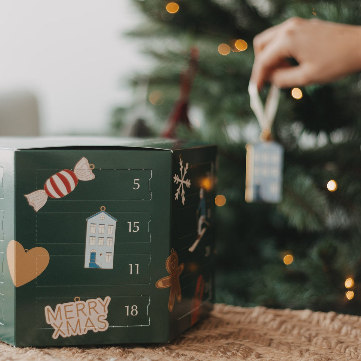 Eulenschnitt Adventskalender Baumanhänger