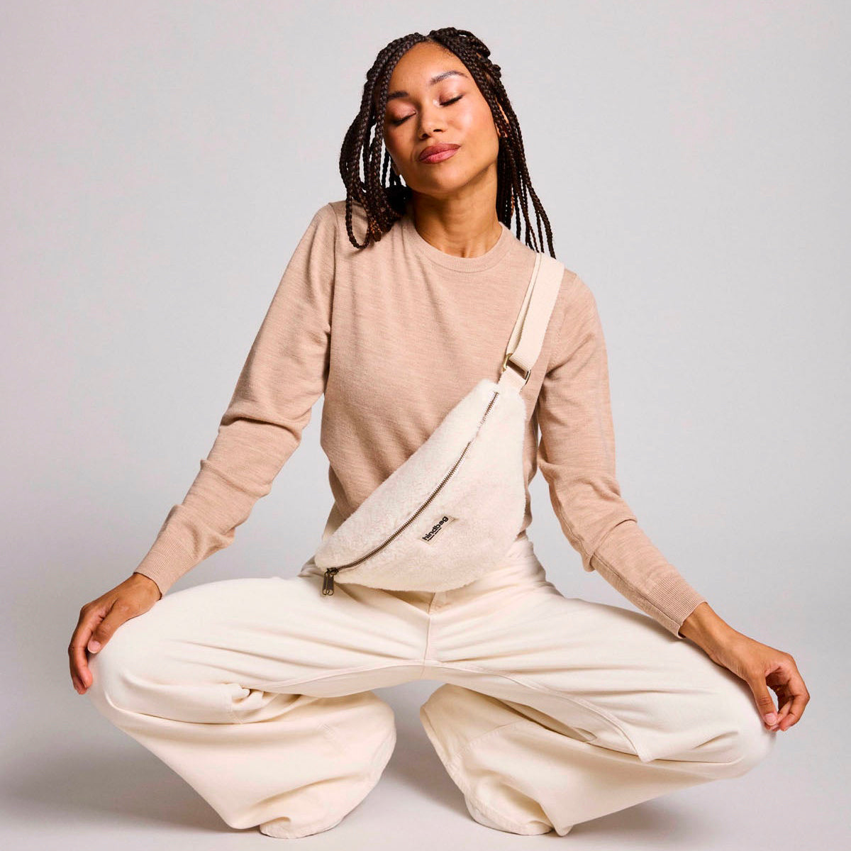 Olivia Bauchtasche - teddy arctic