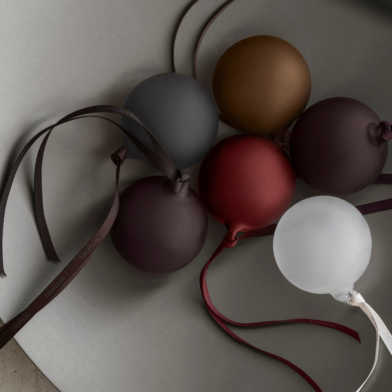 Weihnachtskugel JUHLA M - port