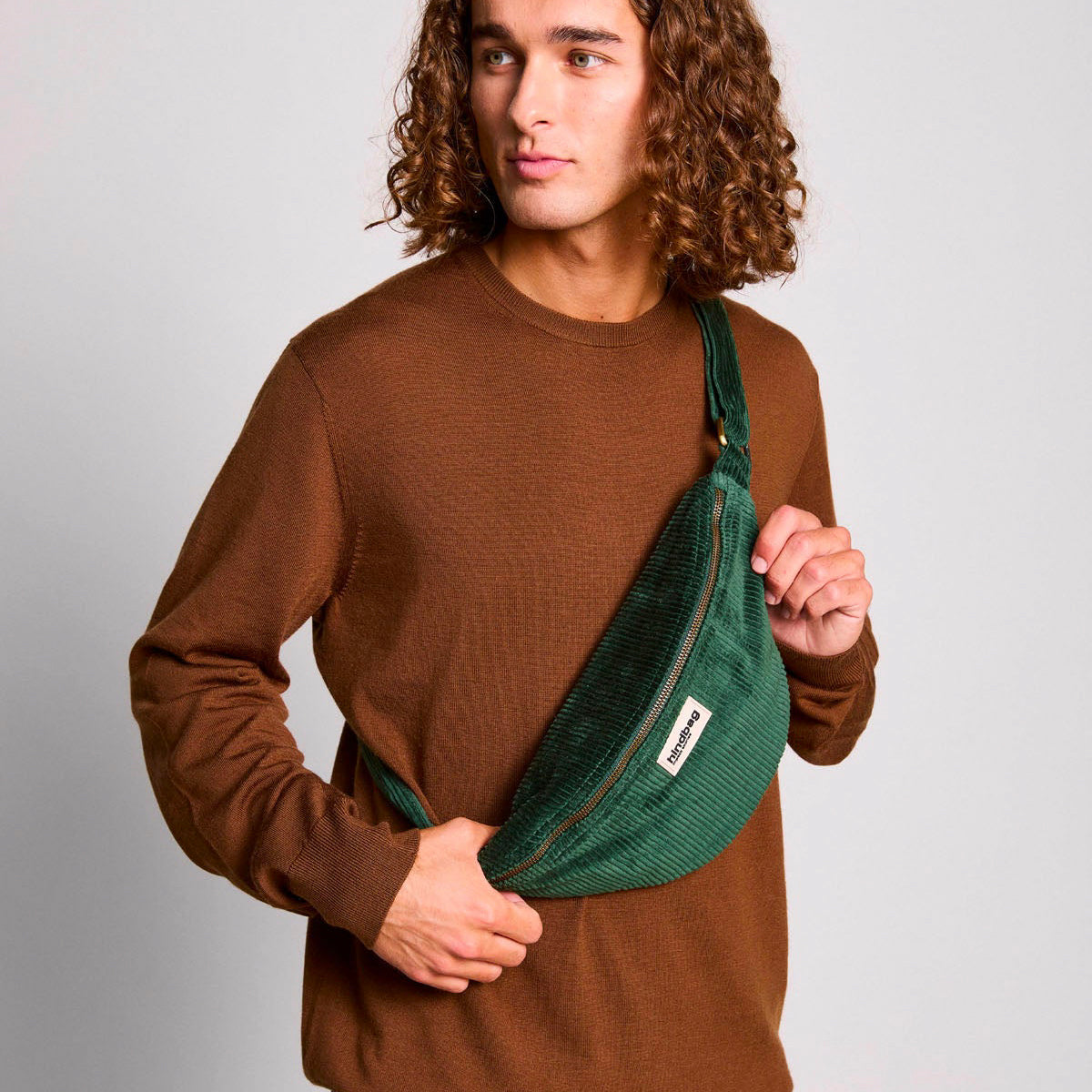 Sasha Bauchtasche - samt tannengrün