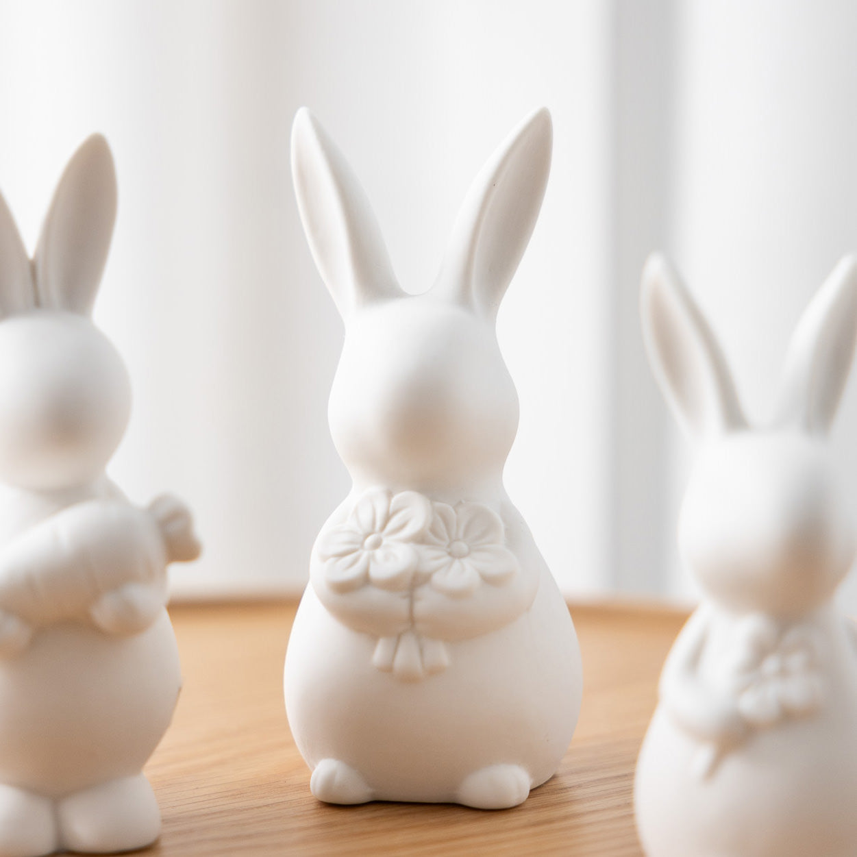 Osterdekoration Hase Ilse - weiß