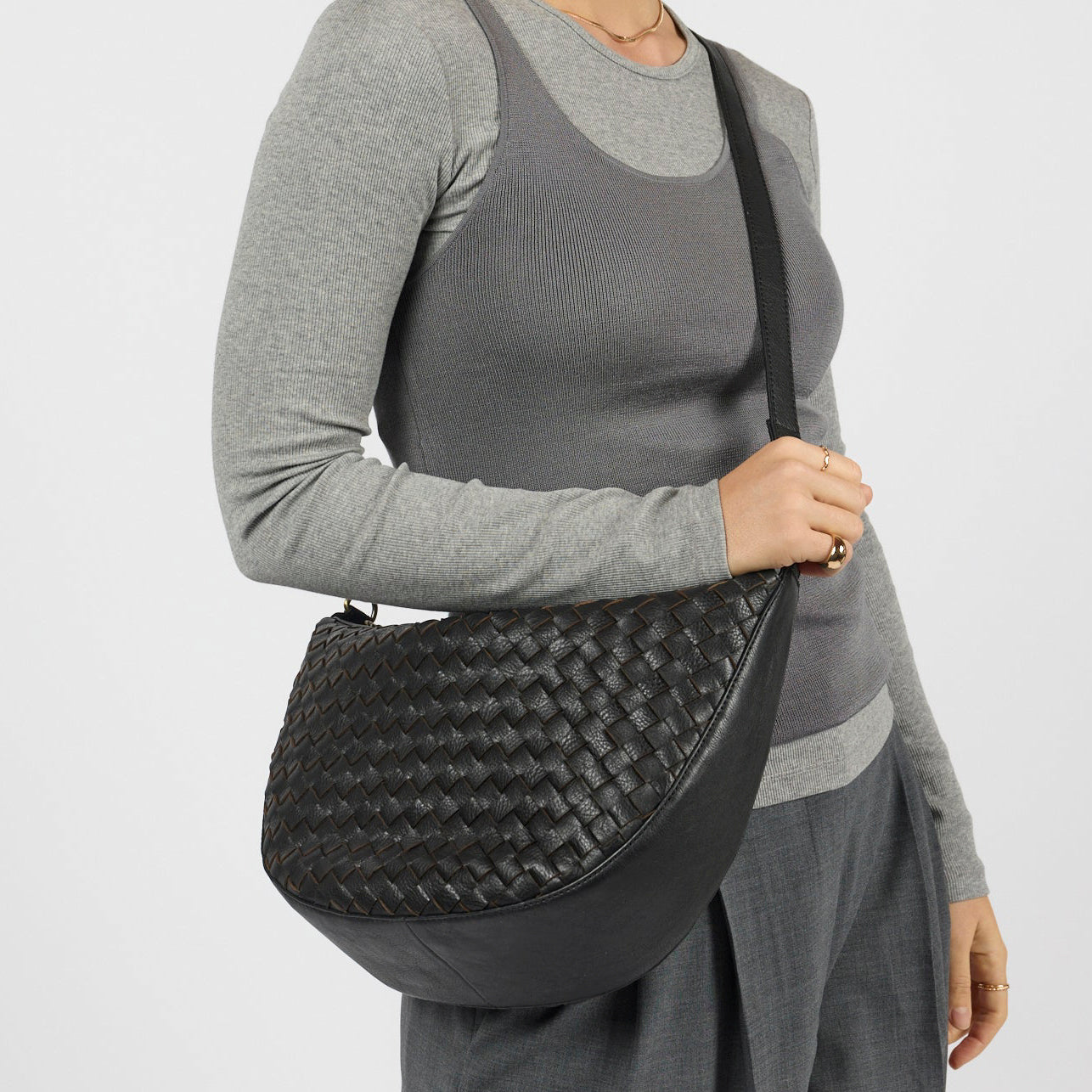 Leo Maxi Tasche - Leder Woven Schwarz