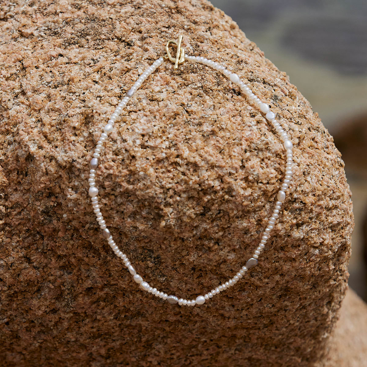 Choker Oia mit Perlen