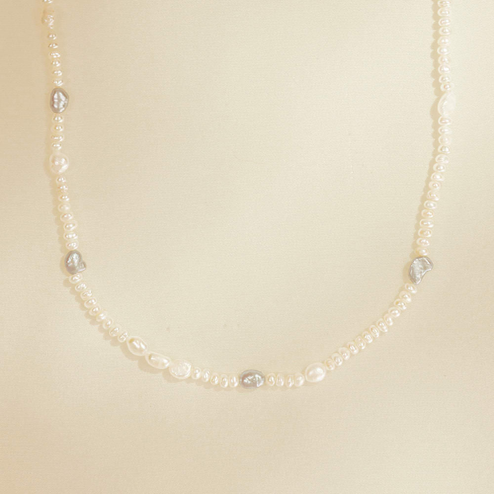 Choker Oia mit Perlen