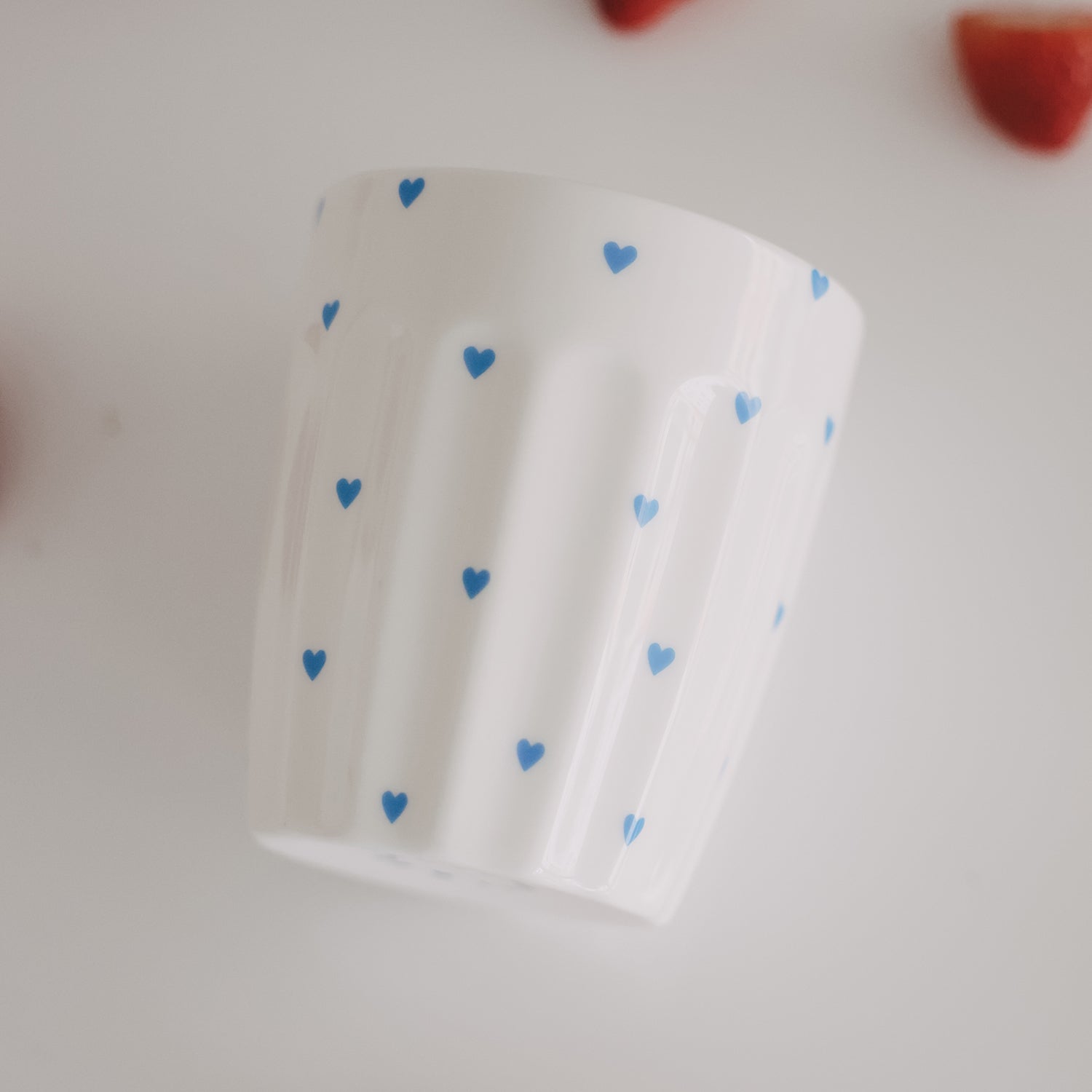 Becher kleine Herzen - hellblau