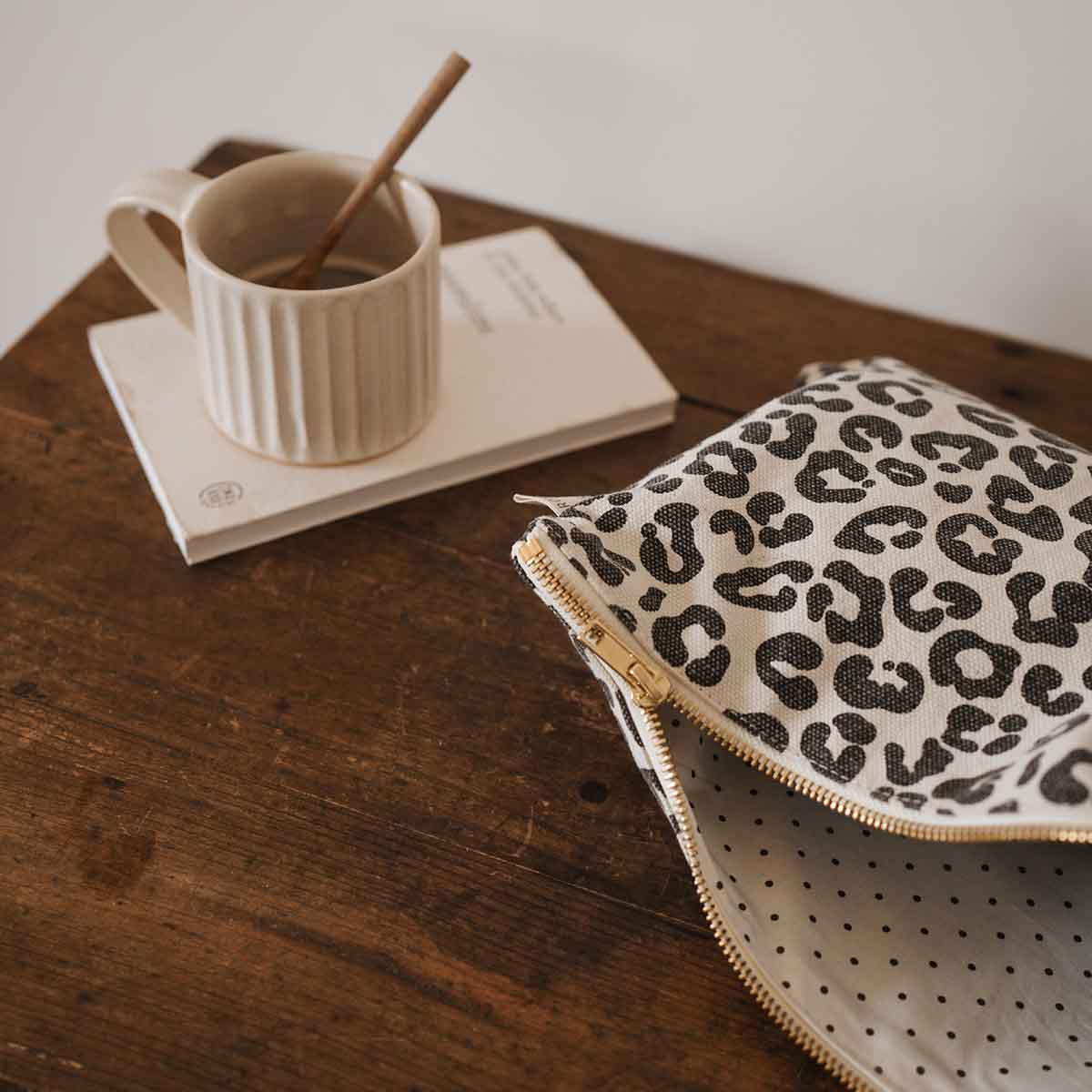 Pouch - Leo