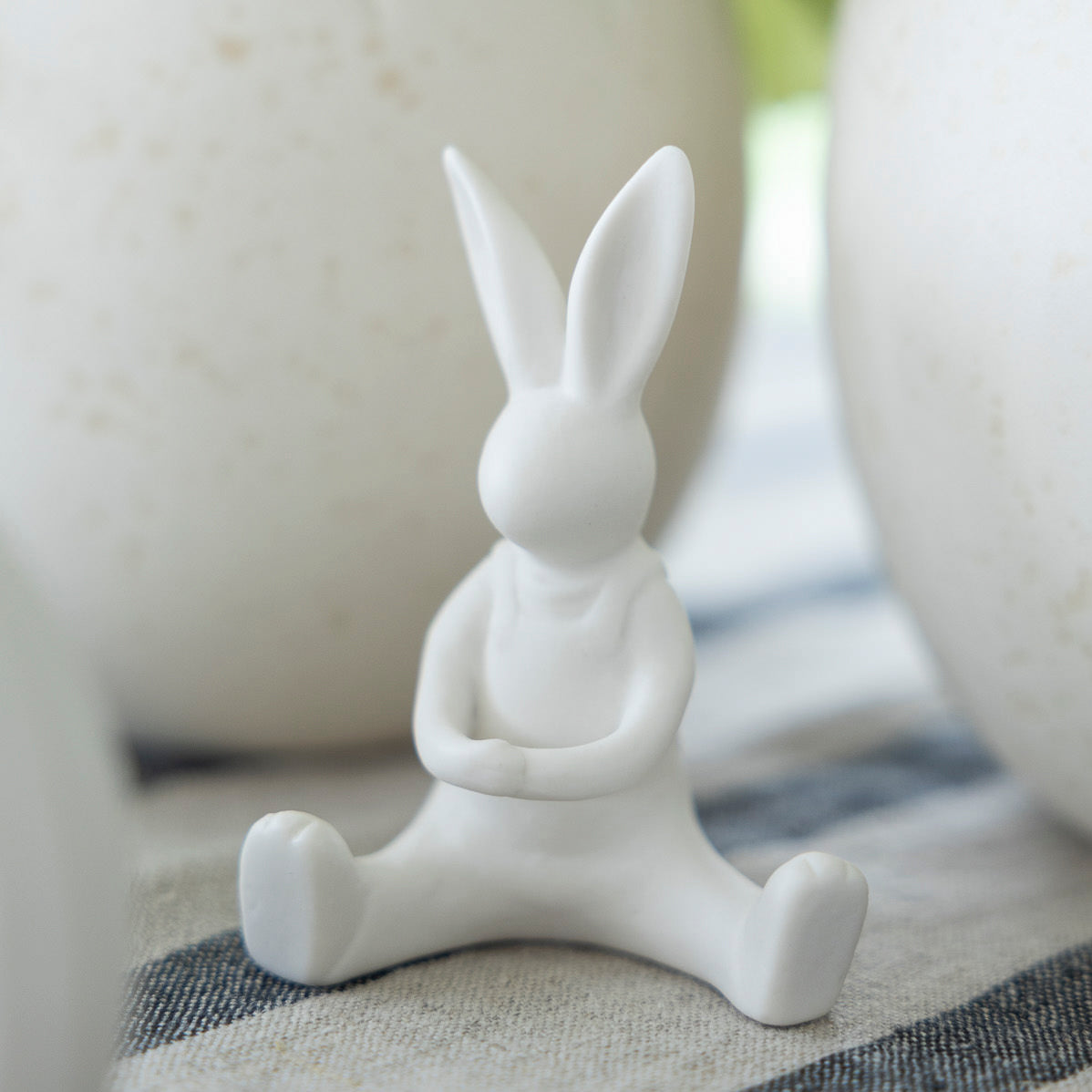 Osterdekoration Hase Lasse - weiß