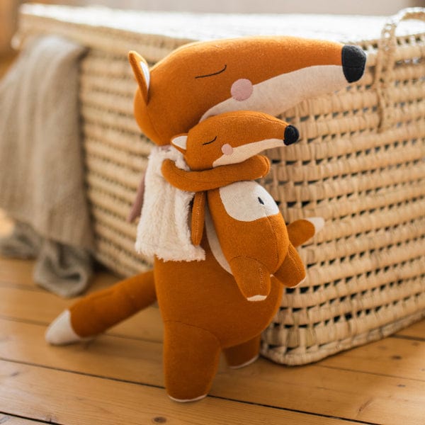 Kuscheltier Fuchs mit Baby aus Strickstoff