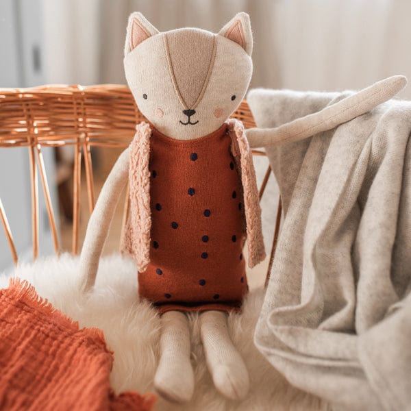 Kuscheltier Katze aus Strickstoff