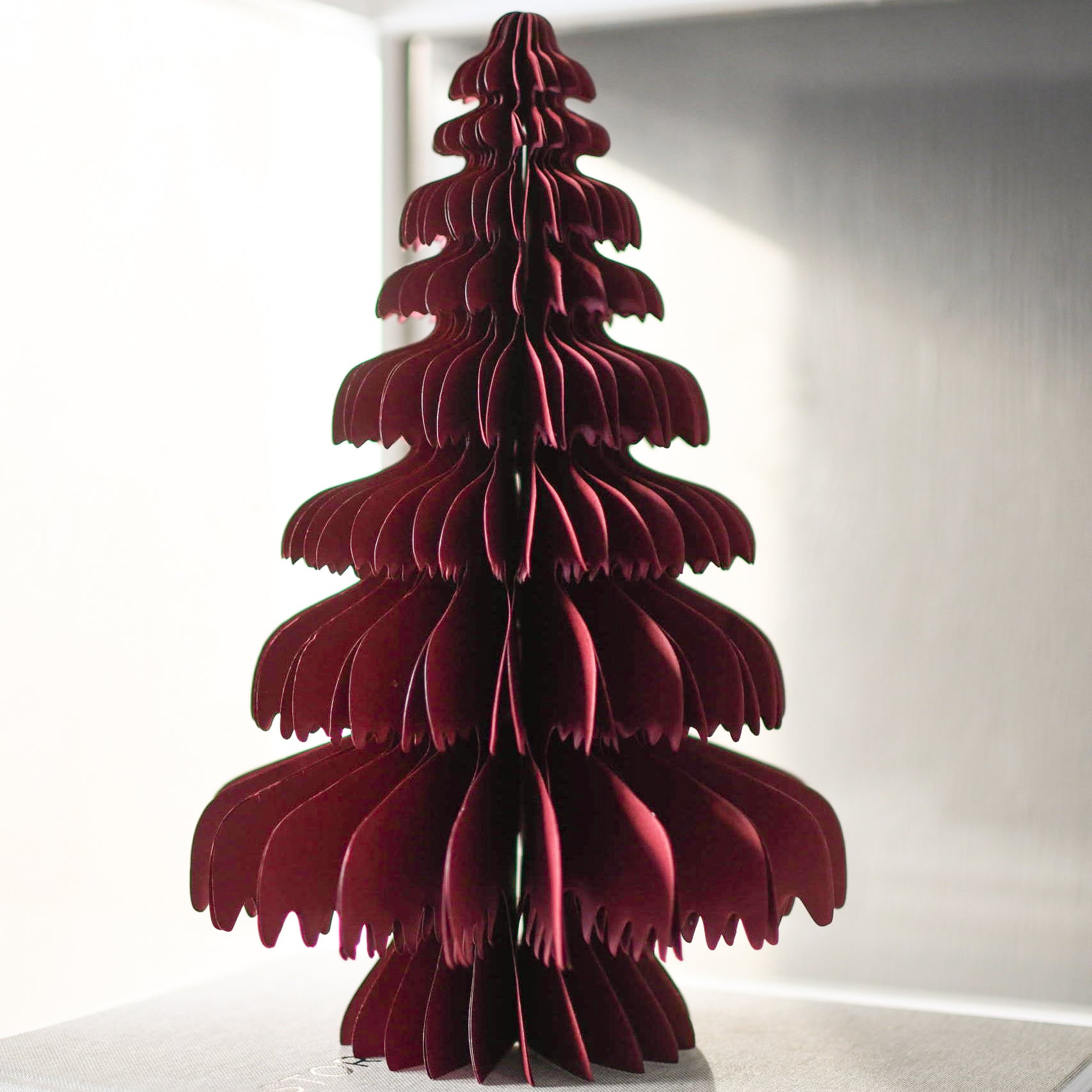 Weihnachtsbaum aus Papier Granstad rot