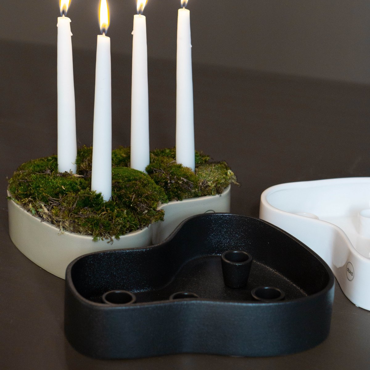 Kerzenhalter Adventskranz von DBKD in schwarz