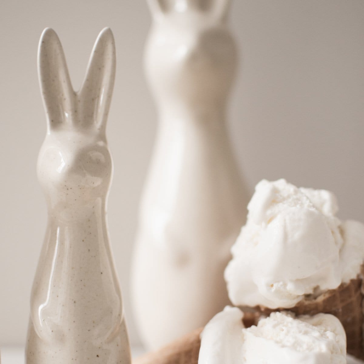 Swedish Rabbit Osterdekoration - vanille