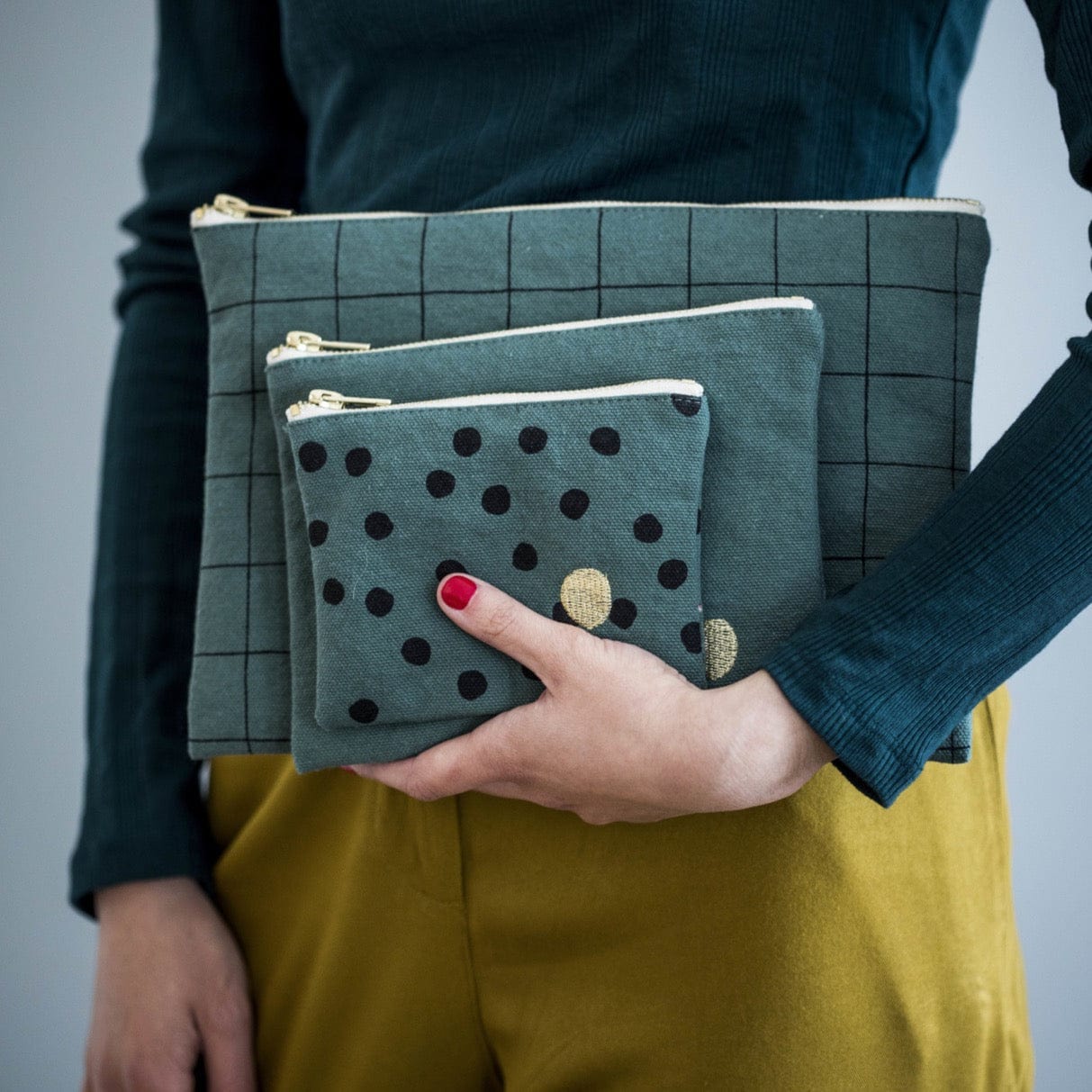 Pouch grün L - mkono