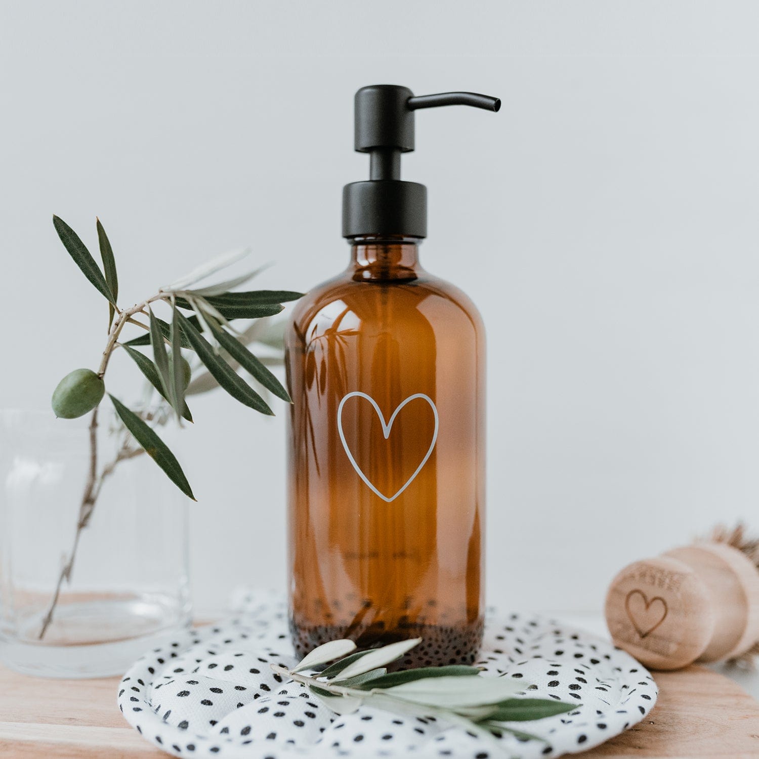 Seifenspender Herz 500ml - Braunglas