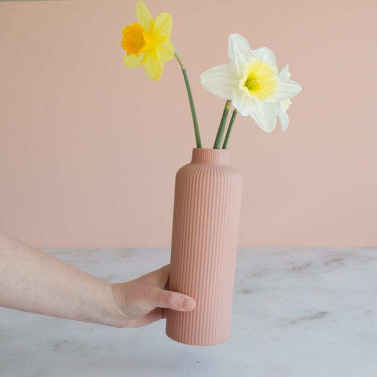 Vase Adala terra hoch mit Rillen Storecatory Skandi Design
